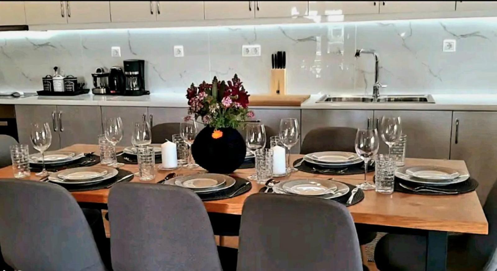 Philoxenia Guest House Himare Eksteriør bilde