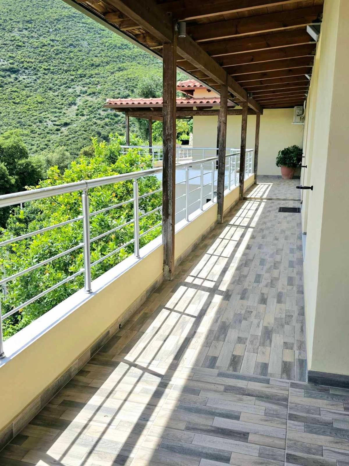 Philoxenia Guest House Himare Eksteriør bilde