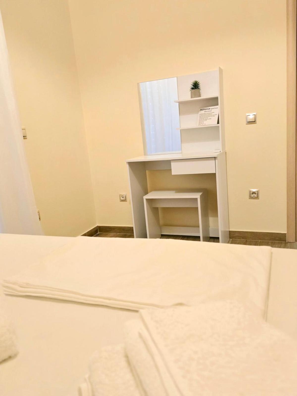 Philoxenia Guest House Himare Eksteriør bilde