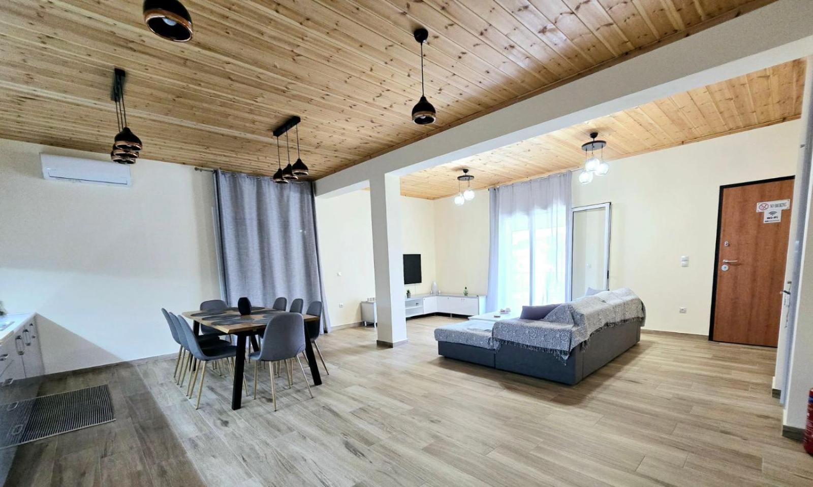 Philoxenia Guest House Himare Eksteriør bilde